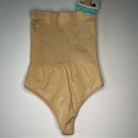 🆕 UNDERWHERE? Slimming High-Rise Thong Nude XL - Picture 1 of 10